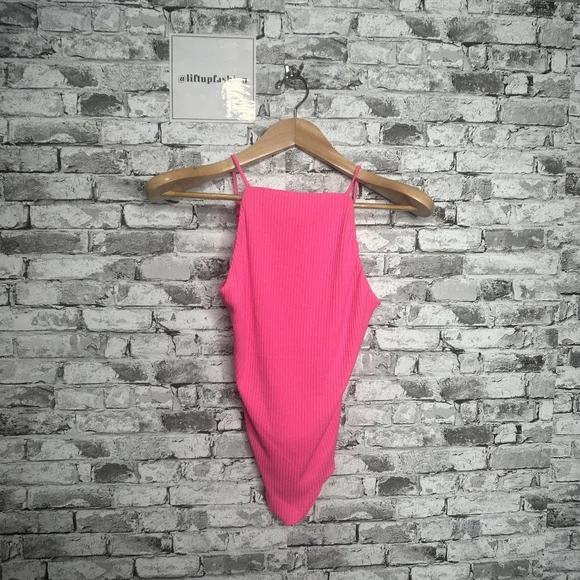 EUC Show Me Your MuMu Portia Bodysuit Vibrant Pink Adjustable Straps Size Small - Picture 2 of 13